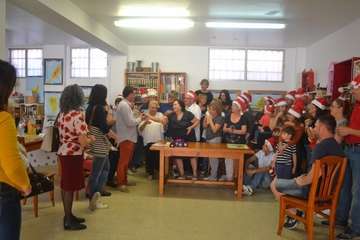  La Garita agradece al arqueólogo Abel Galindo los trabajos en el yacimiento de Los Melones (Foto Inma Perera)